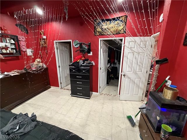6054 Bluehill Avenue, Las Vegas, NV 89156