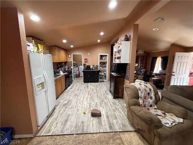 6054 Bluehill Avenue, Las Vegas, NV 89156