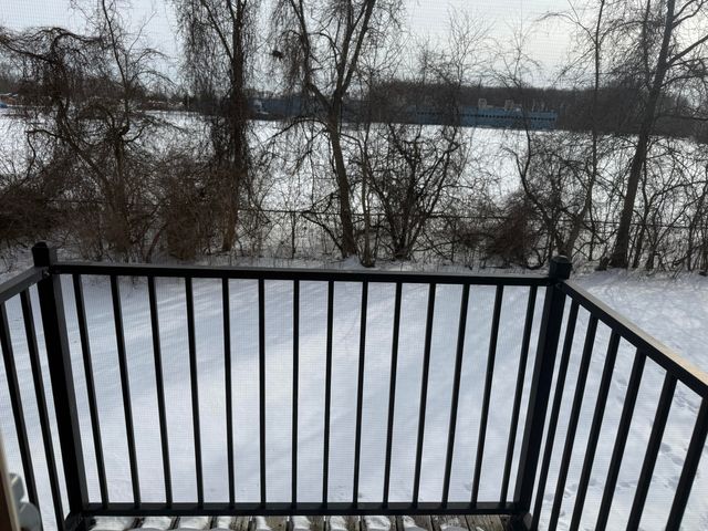 23493 Williamsburg Circle, Woodhaven City, MI 48183