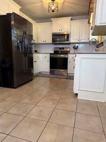 190 Sally St., Ward, AR 72176