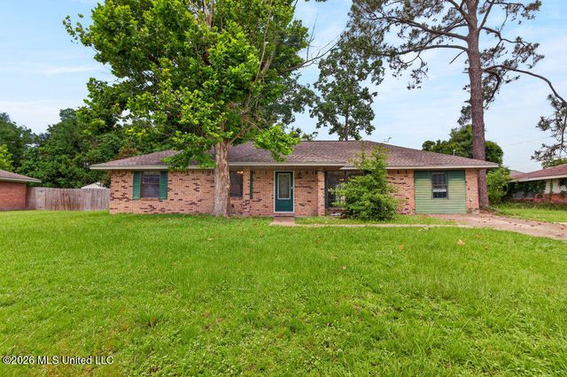 305 Joyce Avenue, Long Beach, MS 39560
