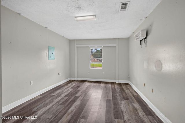 305 Joyce Avenue, Long Beach, MS 39560