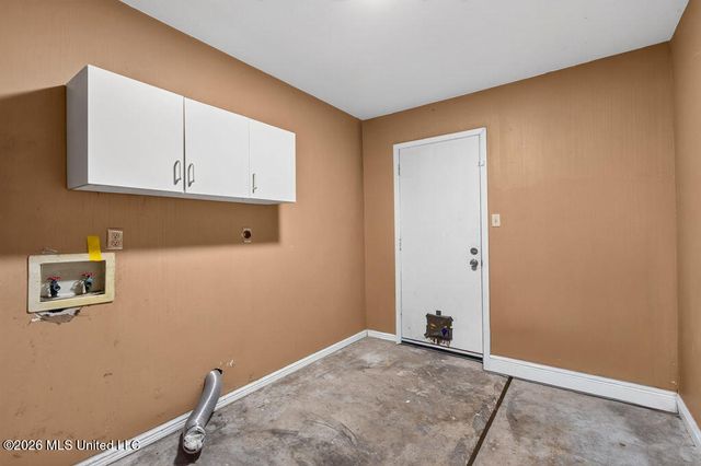 305 Joyce Avenue, Long Beach, MS 39560