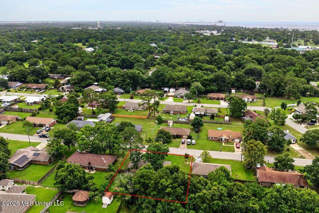 305 Joyce Avenue, Long Beach, MS 39560
