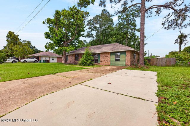 305 Joyce Avenue, Long Beach, MS 39560