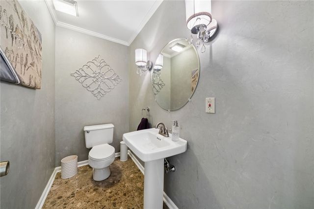 311 Woodmont Drive, Cranberry Twp, PA 16066