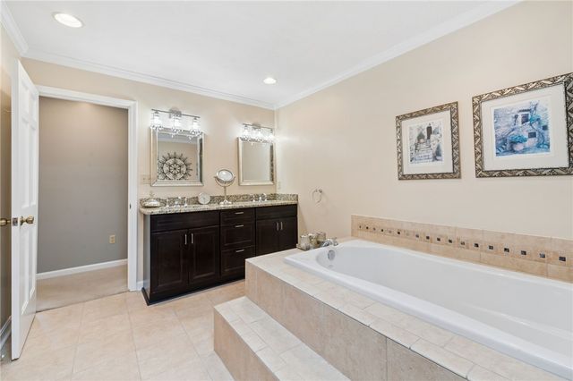 311 Woodmont Drive, Cranberry Twp, PA 16066