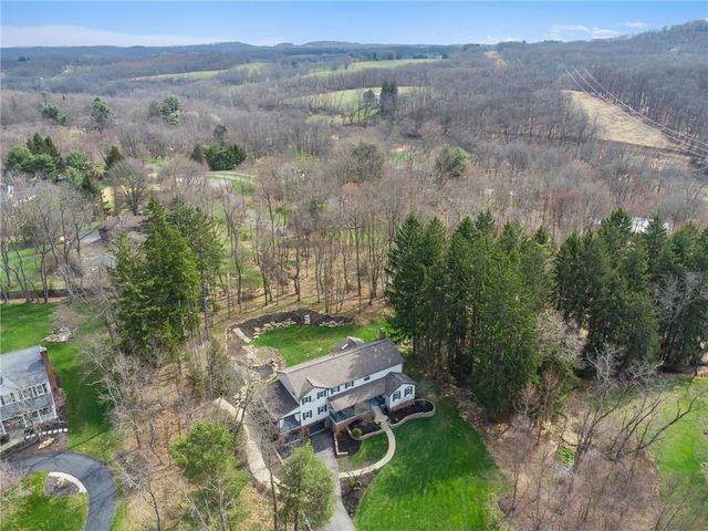 311 Woodmont Drive, Cranberry Twp, PA 16066