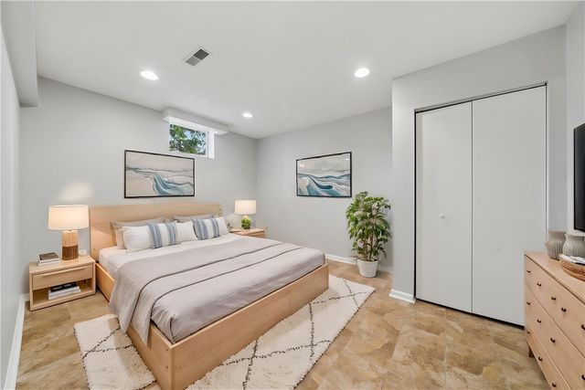 311 Woodmont Drive, Cranberry Twp, PA 16066