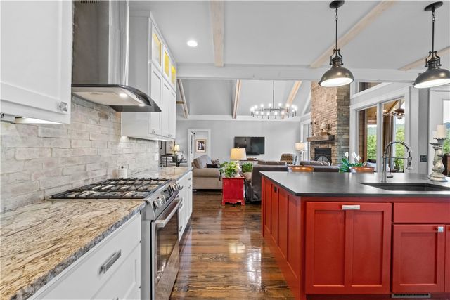 220 Aspen, Eureka Springs, AR 72632