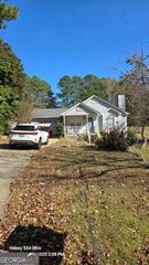 35 Louise Lane, Villa Rica, GA 30180