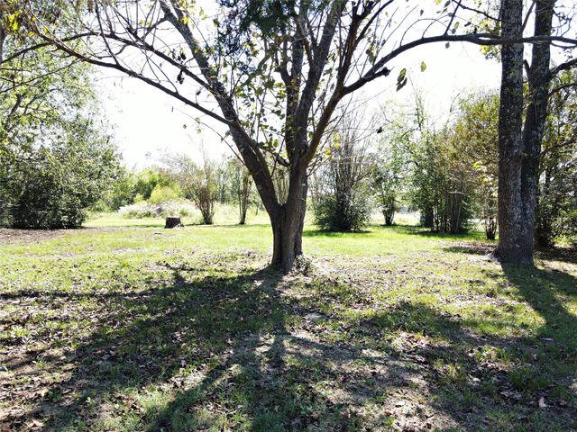 956 Farm Road 900 N, Saltillo, TX 75478