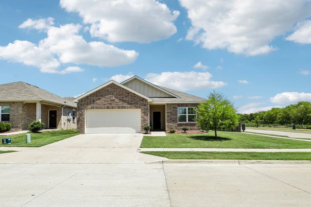 5300 Shady Springs Trail, Fort Worth, TX 76179