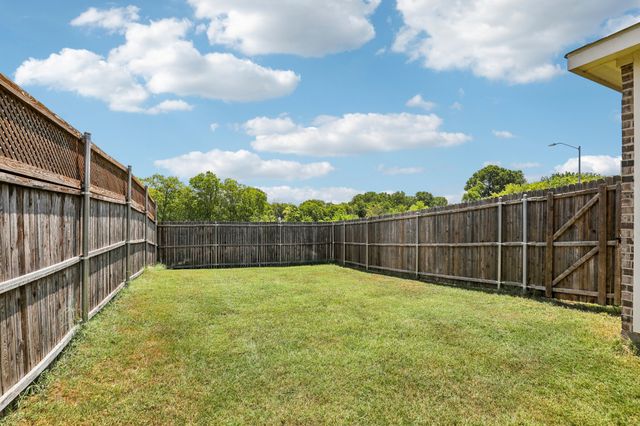 5300 Shady Springs Trail, Fort Worth, TX 76179