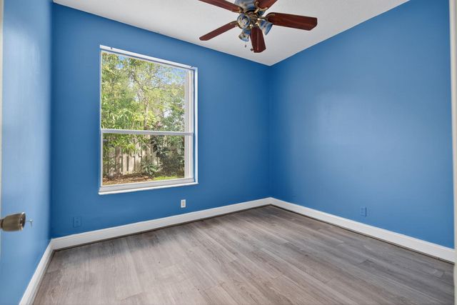 4083 Lake Tahoe Circle, West Palm Beach, FL 33409