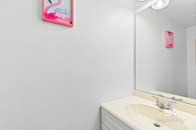 433 W Beach Boulevard 102, Gulf Shores, AL 36542