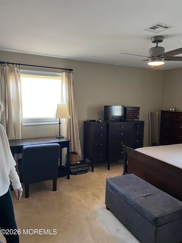 1 Vail Street, Toms River, NJ 08757