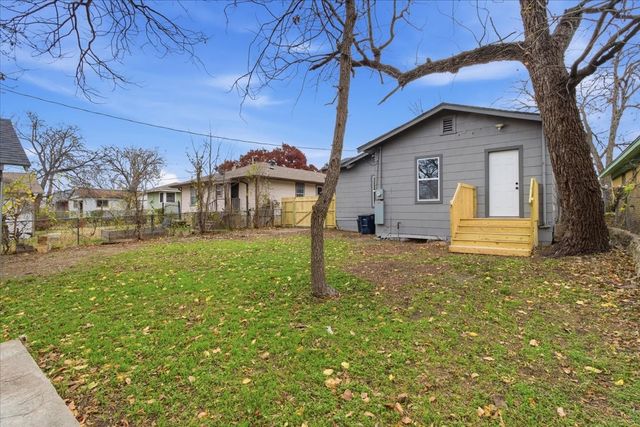 933 E Ramsey Avenue, Fort Worth, TX 76104