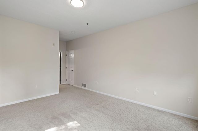 645 N 1st St 409, Minneapolis, MN 55401