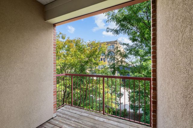 645 N 1st St 409, Minneapolis, MN 55401