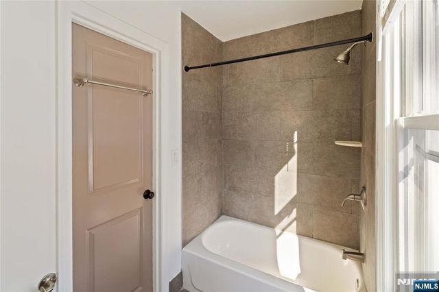 87 James Street 2, Englewood, NJ 07631