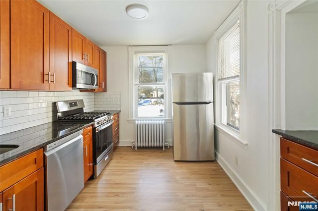 87 James Street 2, Englewood, NJ 07631