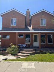 910 W Palmer Street, Compton, CA 90220