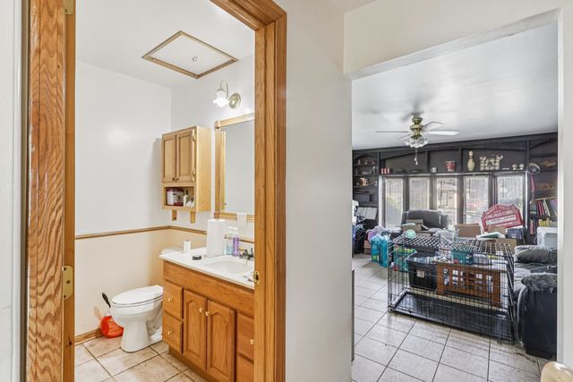 16520 Brockton Lane, Oak Forest, IL 60452