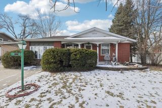 16520 Brockton Lane, Oak Forest, IL 60452