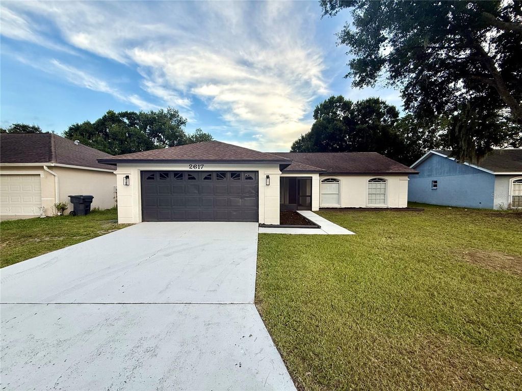 2617 SUNDANCE CIRCLE, Mulberry, FL 33860