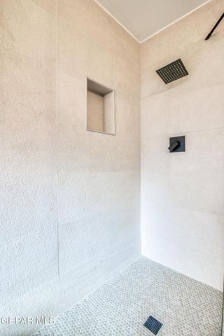 1210 La Cruz Drive, El Paso, TX 79902