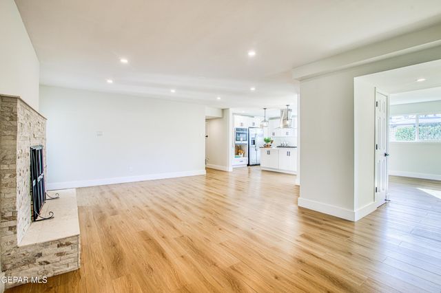 1210 La Cruz Drive, El Paso, TX 79902