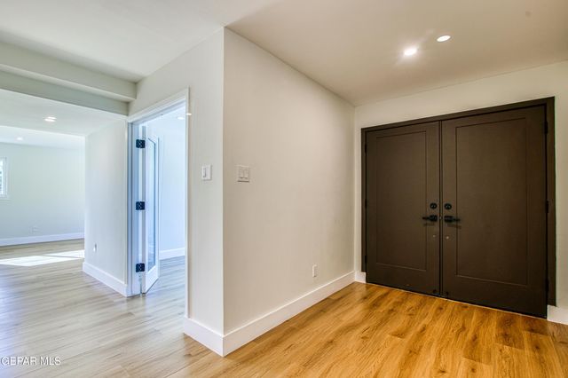 1210 La Cruz Drive, El Paso, TX 79902