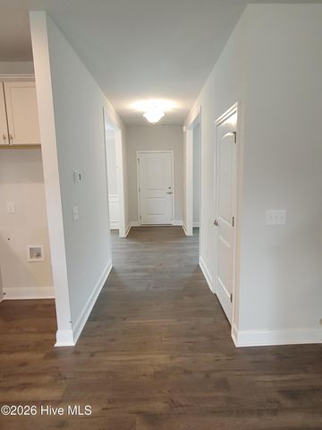 805 Hidden Bridge Drive, Jacksonville, NC 28546