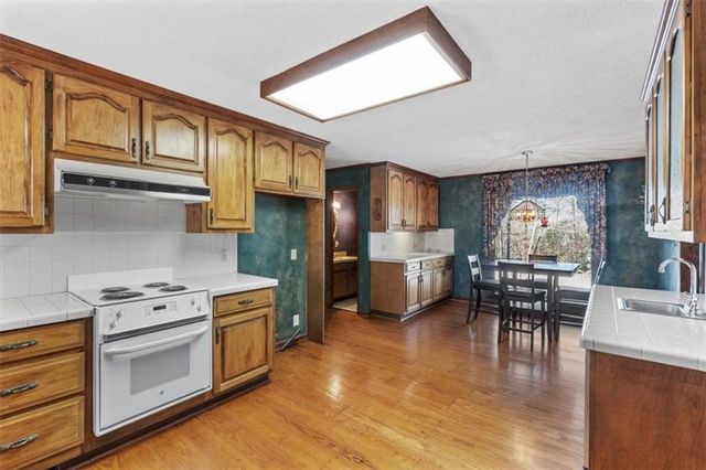 111 Tanglewood Drive, Cartersville, GA 30120