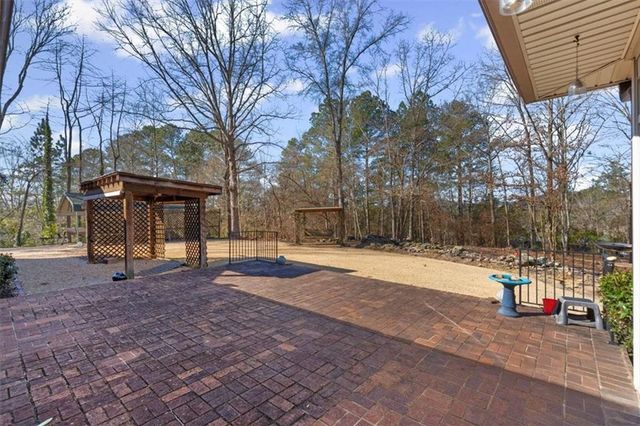 111 Tanglewood Drive, Cartersville, GA 30120