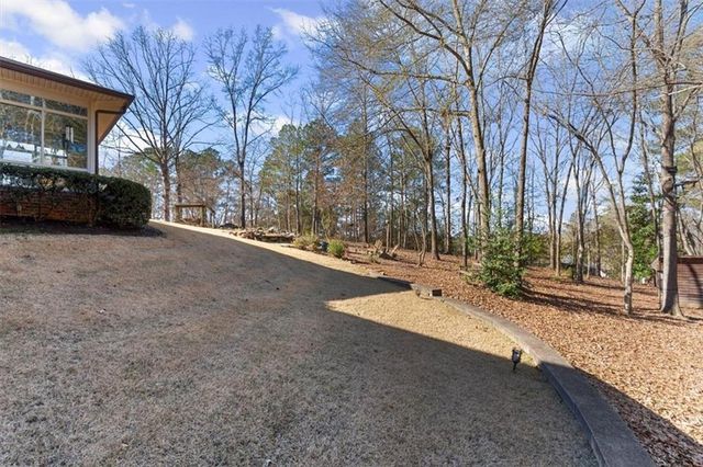 111 Tanglewood Drive, Cartersville, GA 30120