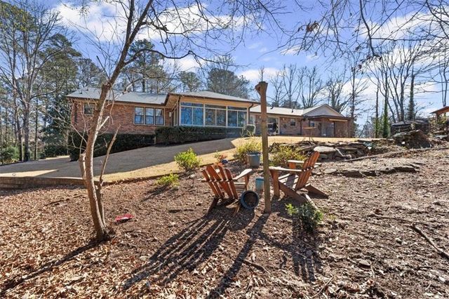 111 Tanglewood Drive, Cartersville, GA 30120