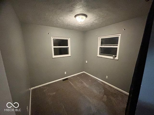 5136 Gambel Road, Indianapolis, IN 46221