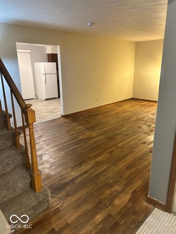 5136 Gambel Road, Indianapolis, IN 46221