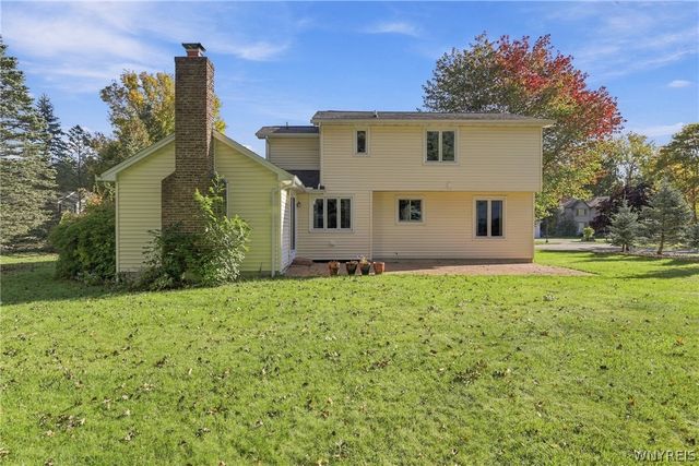 61 Eveningwood Lane, Amherst, NY 14051