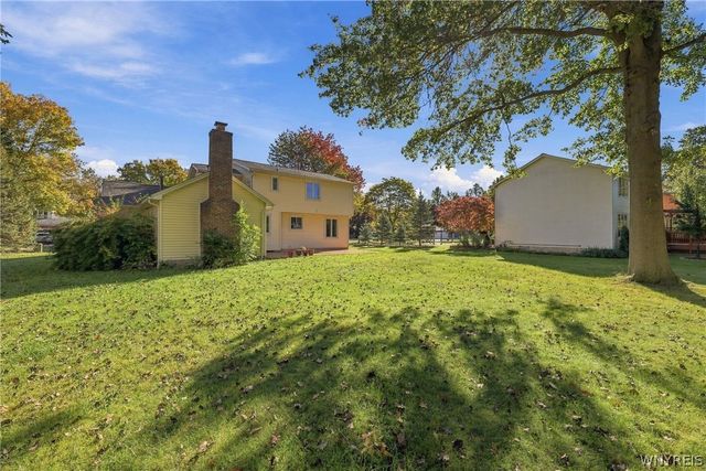 61 Eveningwood Lane, Amherst, NY 14051