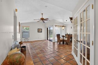 15065 SW 49th Ln F, Miami, FL 33185