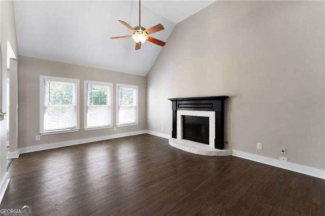 376 Yonah Circle, Woodstock, GA 30189
