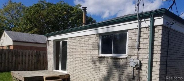 22412 Milner Street, Saint Clair Shores, MI 48081