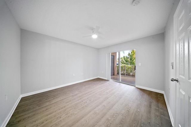 231 SW PALM Drive 101, Port St. Lucie, FL 34986