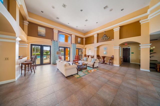 231 SW PALM Drive 101, Port St. Lucie, FL 34986