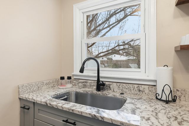 377 Bob O Link Drive, Lexington, KY 40503