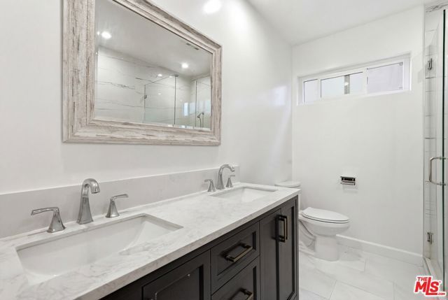 324 S Elm Drive 101, Beverly Hills, CA 90212