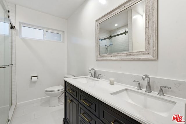 324 S Elm Drive 101, Beverly Hills, CA 90212